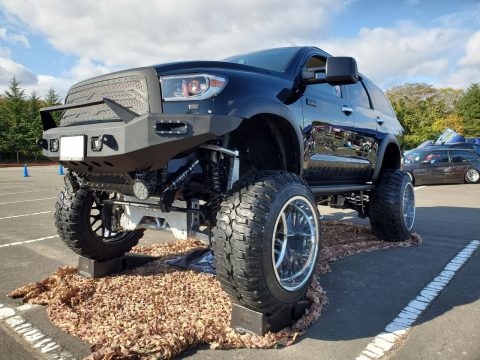 アメリカンカスタムカーミーティング♡クロスファイブに行ってきました🚙💨　ヤバイセコイアたち発見👀